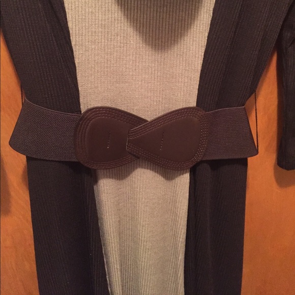 Long sleeve below knee dress w/ scarf and belt - Picture 3 of 4